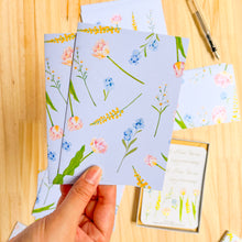 Load image into Gallery viewer, Soft Blooms Greeting Card Set